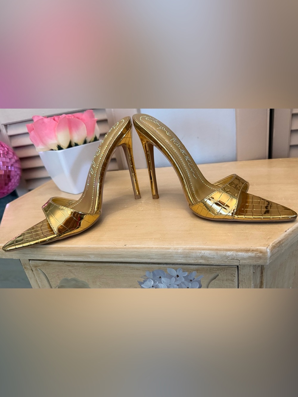 💖CAPE ROBBIN HEELS💖 - Picture 3 of 5